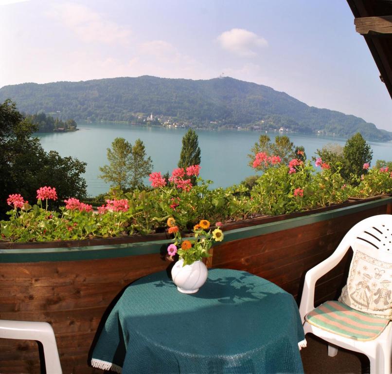Ferienwohnungen Salmen Pörtschach am Wörthersee Oda fotoğraf