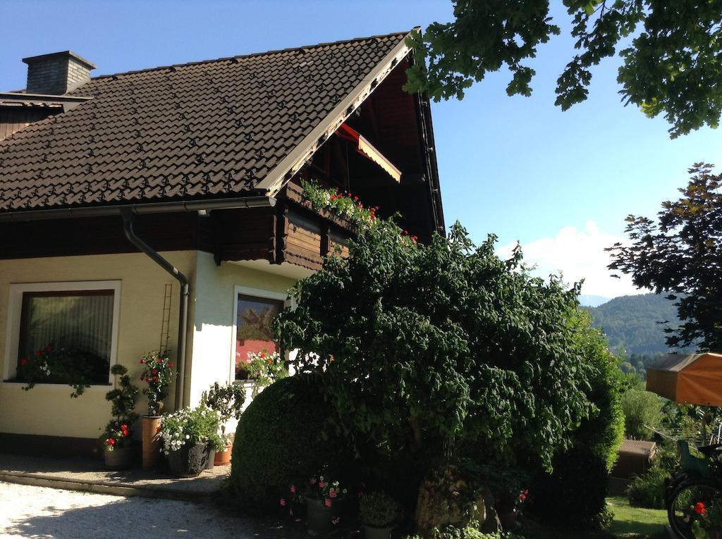 Ferienwohnungen Salmen Pörtschach am Wörthersee Dış mekan fotoğraf